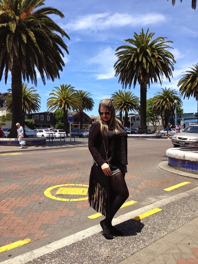 look do dia, blogueira de moda, giovana quaglio, nova zelandia, franjas, bolsa de franjas, tauranga
