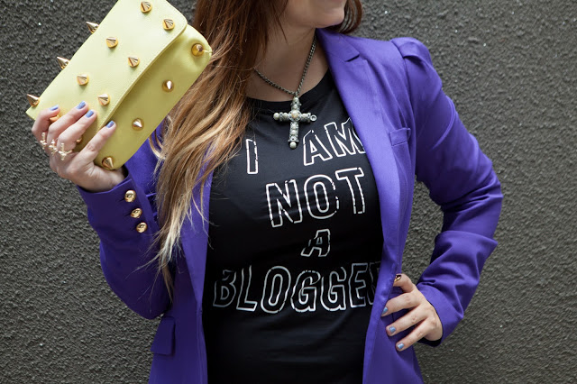 look do dia, blogueira, giovana quaglio, blazer roxo, calça estampada