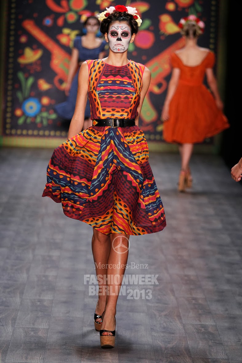 Lena Hoschek, Fashion Week, Berlin, Mexican Skull, Caveira Mexicana, Maquiagem, Moda, Desfile