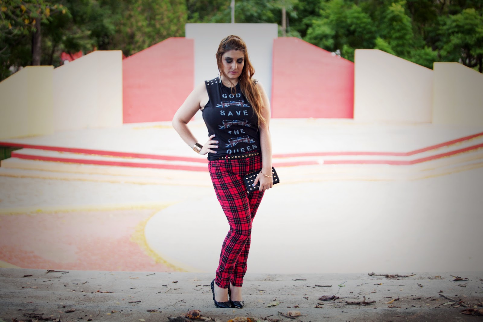 acho tendência, blog de moda, look do dia, look rocker, calça xadrez, tartan, spikes, tachinhas, punk, god save the queen, inglaterra, mogi mirim, mogi guaçu, campinas