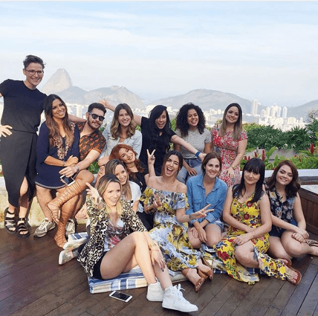 casa dos youtubers, #casadosyoutubers, camila coutinho, taciele alcolea, boca rosa, evelyn regly, bruna vieira, niina secrets, youtube,