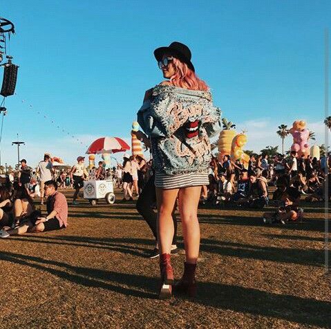 Look de Festival das Blogueiras - Do Lollapalooza ao Coachella - Fotos, ideias, outfit, rock in rio, youtuber, nah cardoso, jade seba, giovanna ferrarezzi, giordana serrano, boca rosa, taciele alcolea, niina secrets, camila coelho, camila coutinho, thassia naves, giovana quaglio, maga moura, chiara ferragni