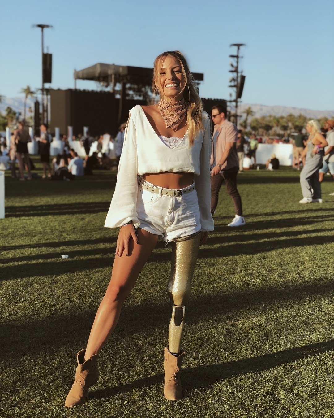 looks, outfit, coachella, 2018, blogueiras, influencer, festival, paola antonini