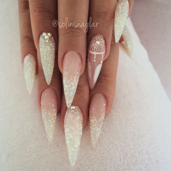 stiletto, unhas, manicuri, unha de gel, unha de acrílico, stiletto nails, fotos