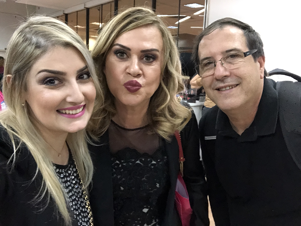 cnb2018, cbb, bloggers, ana jacobs, conferencia, nacional de blogs, recebidos, brindes, blogueira, beleza, maquiagem, cabelo, giovana quaglio, marisa santina